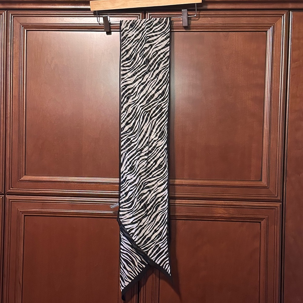 Ann Taylor Black and White Zebra Print Scarf